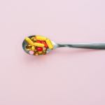 Quando o tratamento vira risco: o perigo invisível no uso de medicamentos