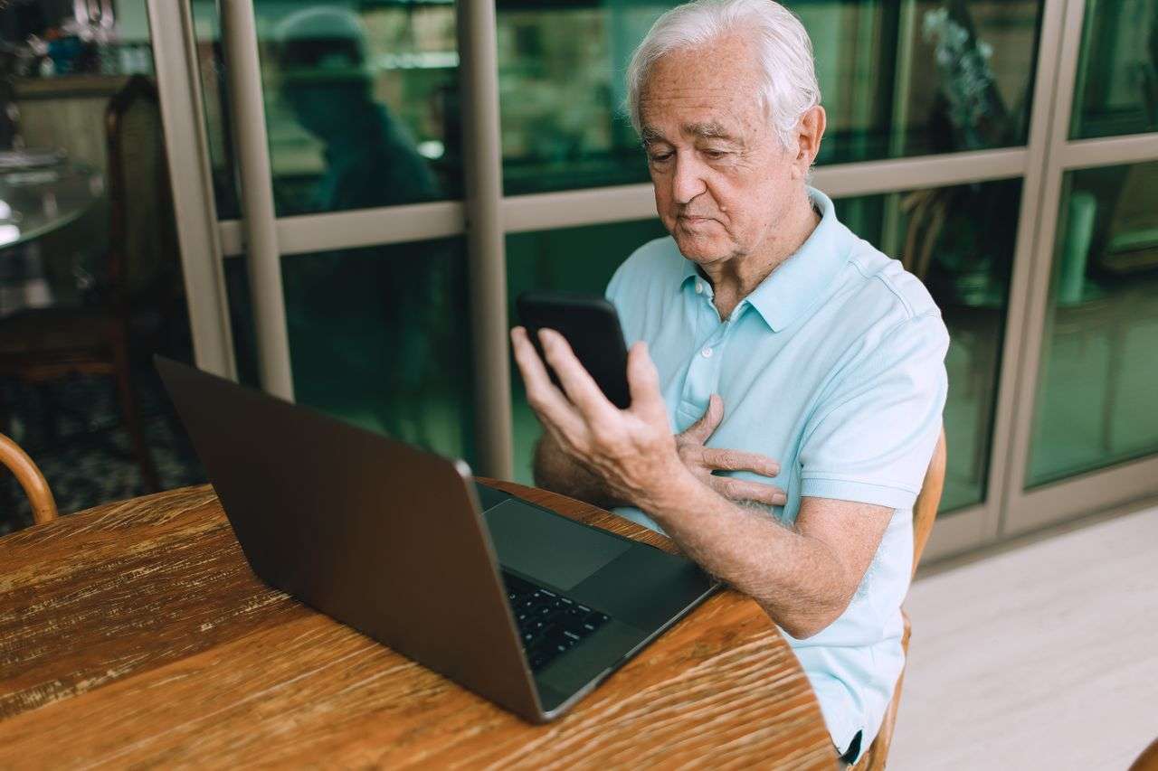Letramento digital da pessoa idosa, uma questão de cidadania