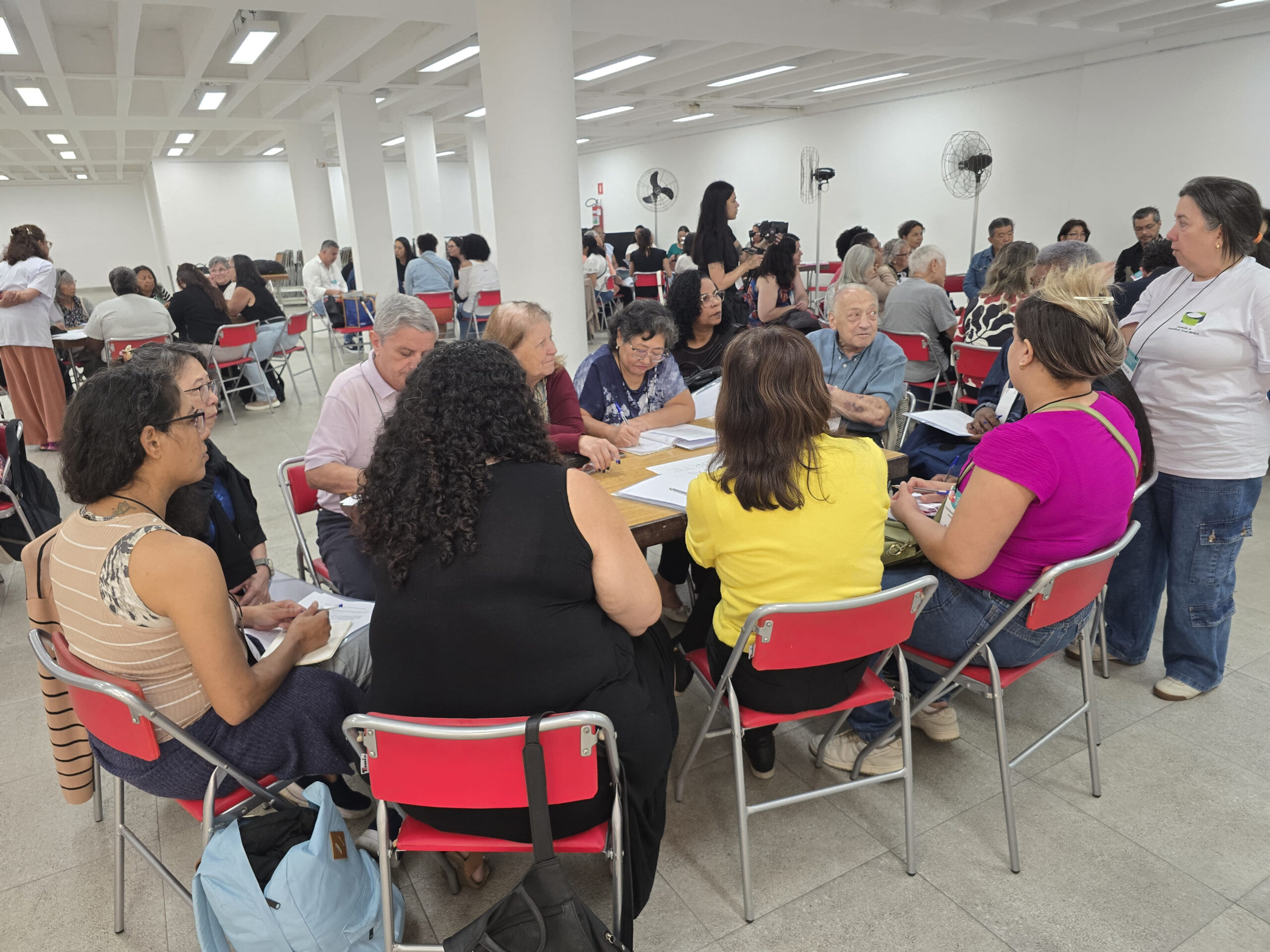 Fórum de Cuidadores de Pessoas Idosas debate desafios e práticas do cuidado em Vila Maria e Pinheiros